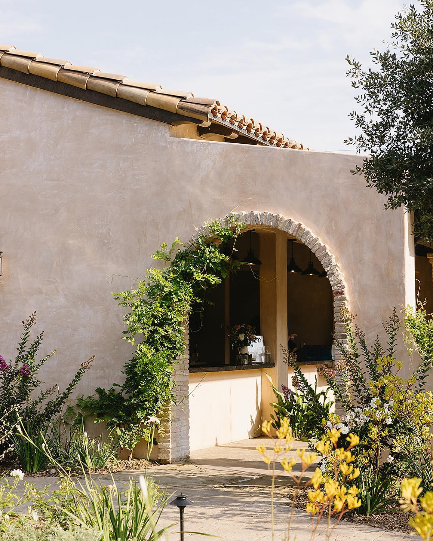 The Wedding Website of Alessandra Wise and Jacob Aguirre