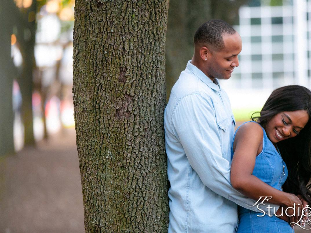 The Wedding Website of Amber Lamb and Brad Rogers