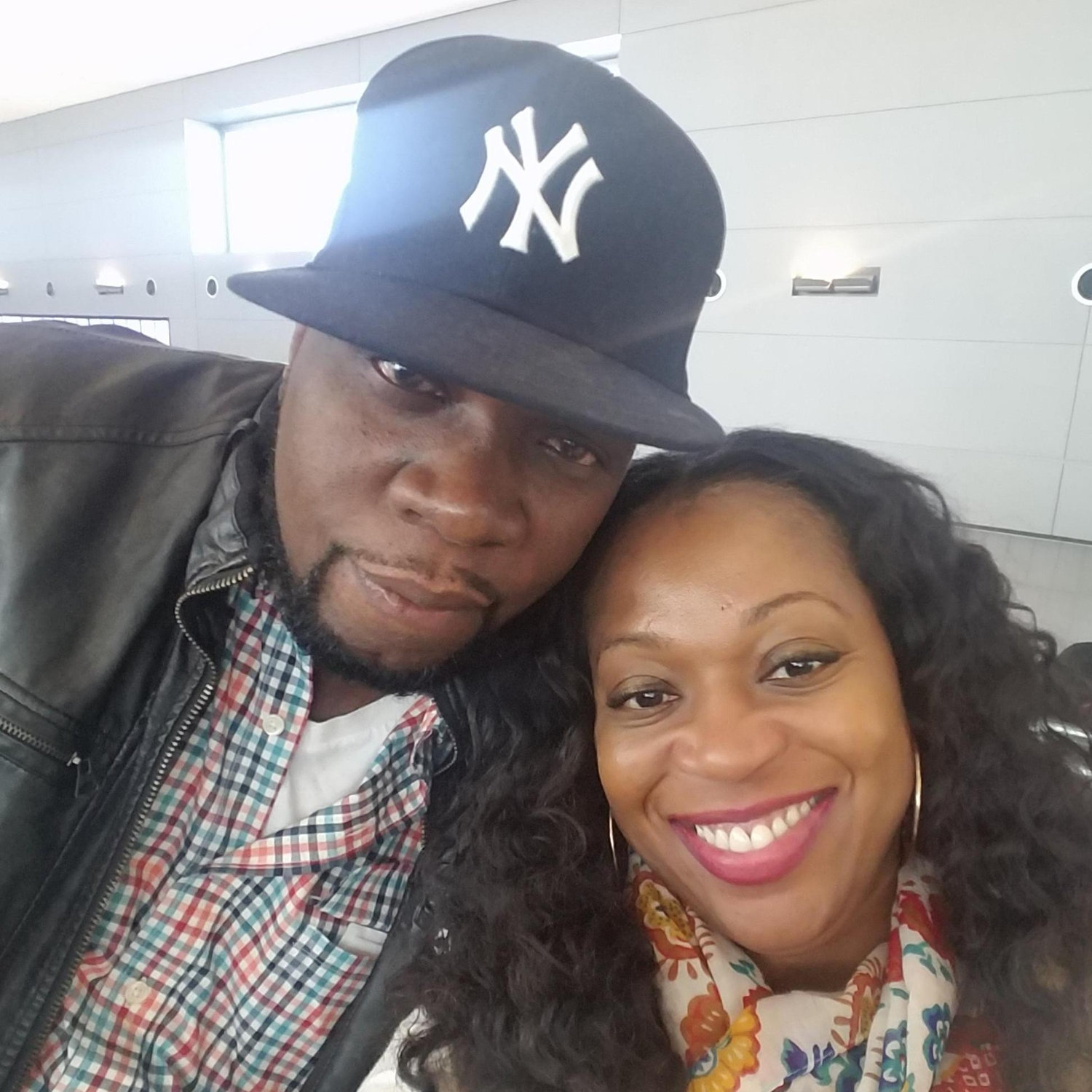 Airplane traveling to Las Vegas for mom's 80th birthday celebration