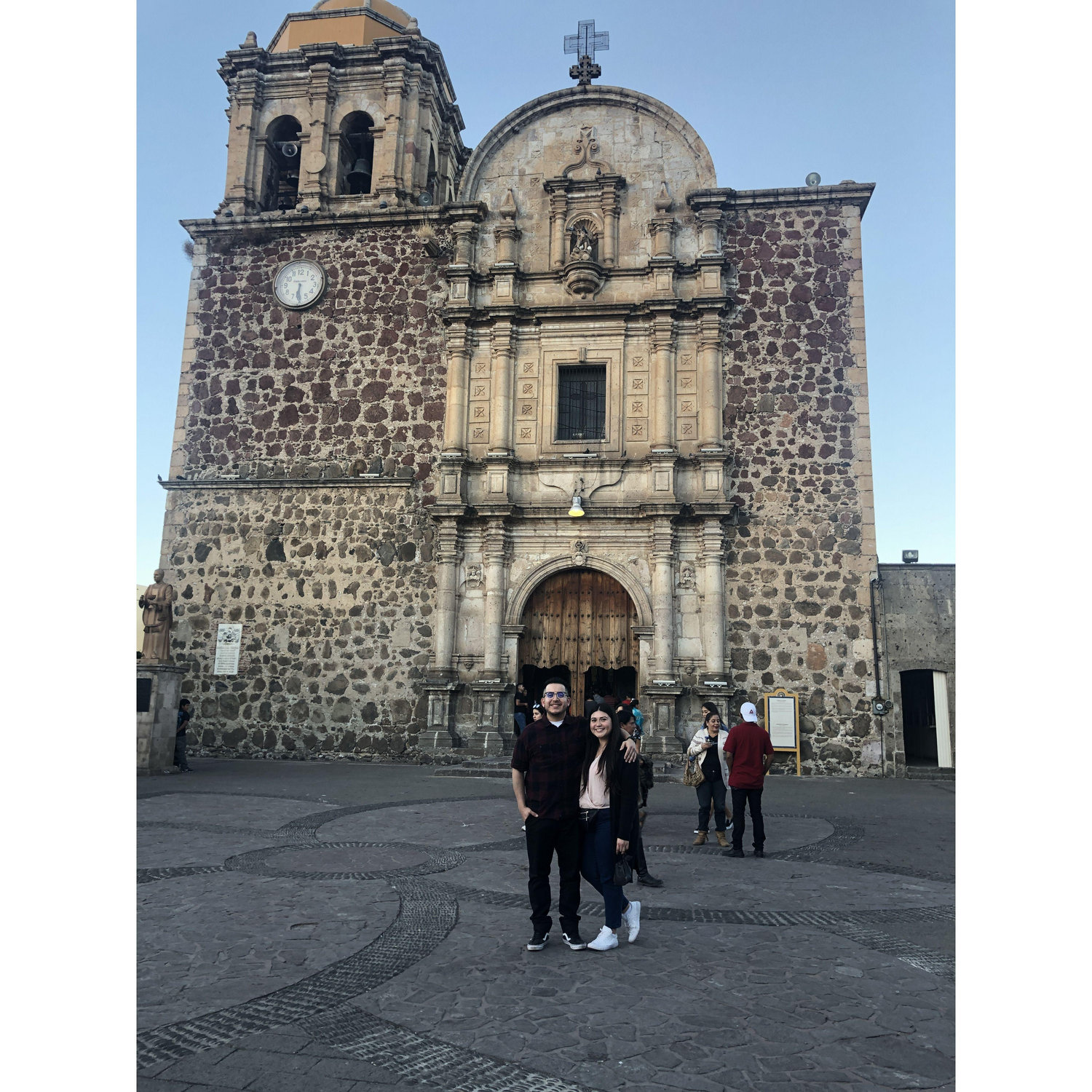Raul took me to meet his family in Guadalajara (2019
)