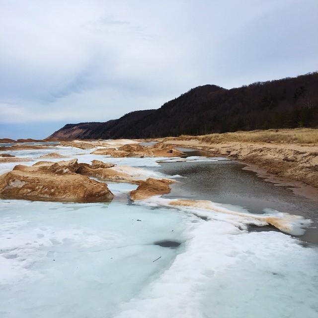 March 15th, 2015:
Exploring around the coast of Lake Michigan together. 🏞️