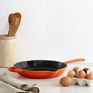 Le Creuset Cast Iron 10.25" Skillet