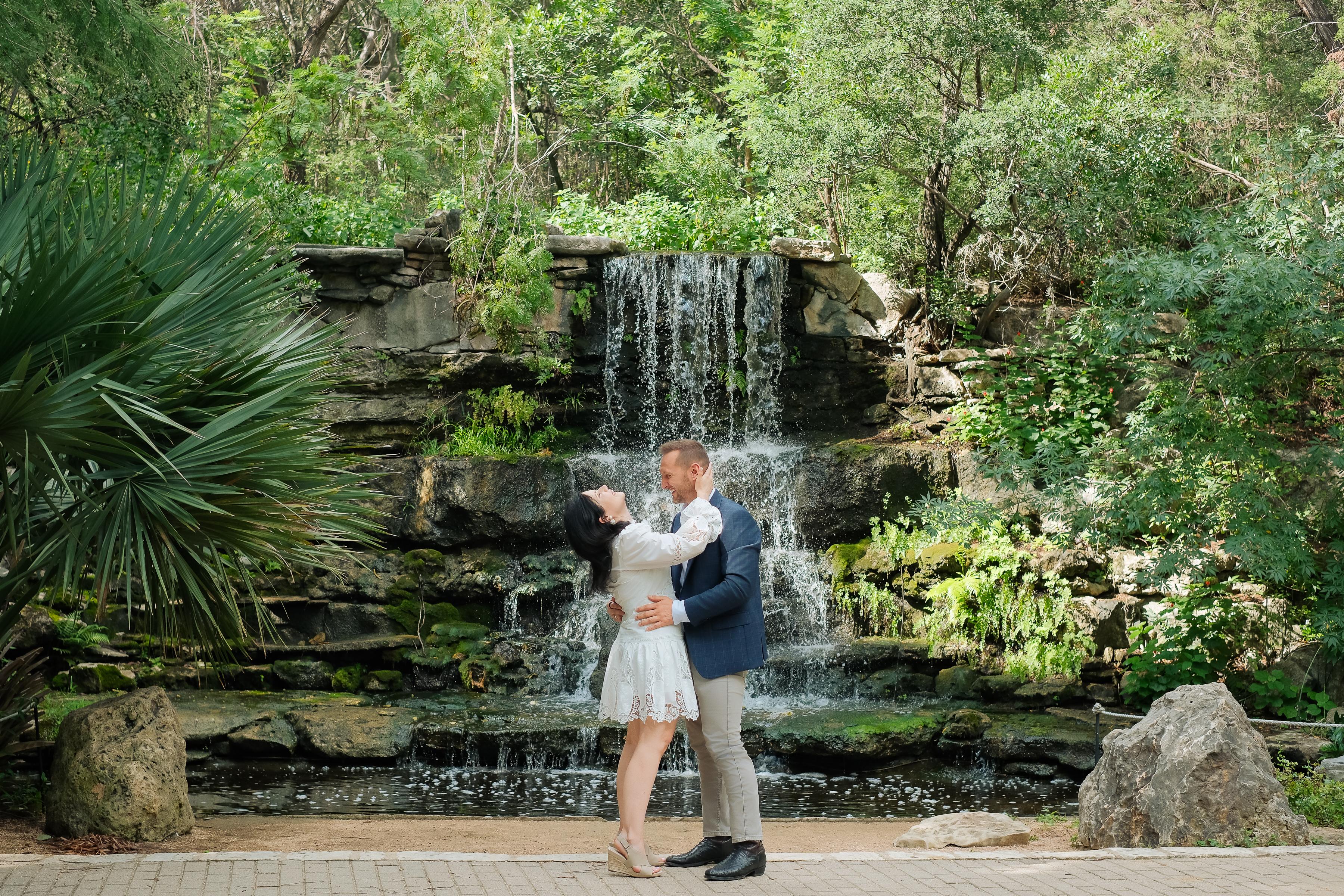 The Wedding Website of Caitlin Van Wagoner and Christopher Sterlacci
