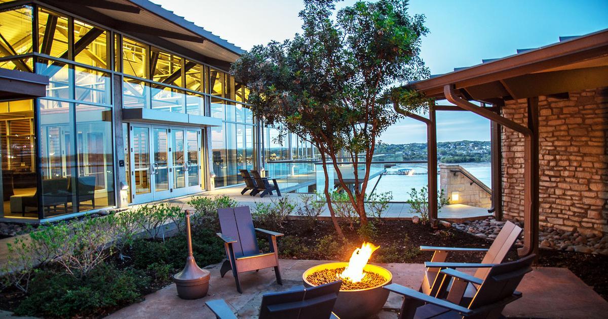 The Wedding Website of Emily Weber and Nick Budd