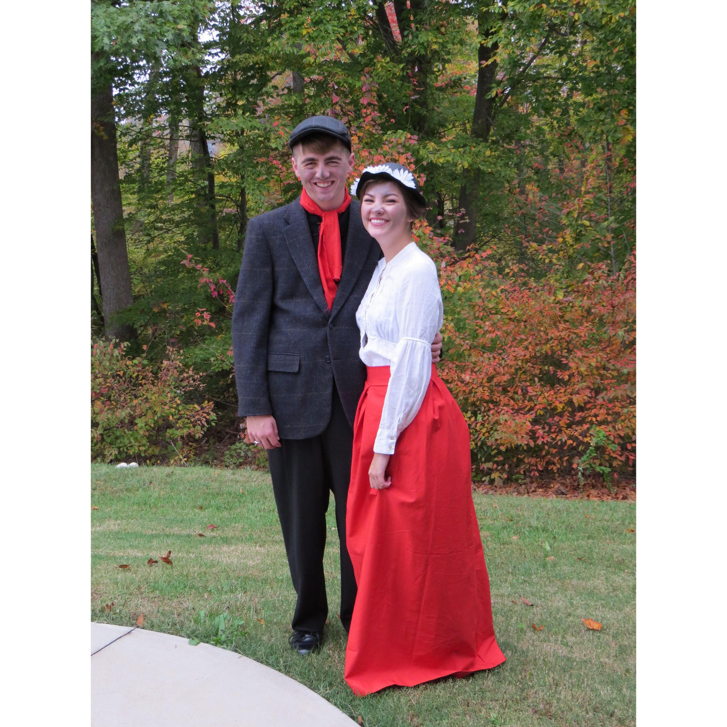 We were Mary Poppins and Bert this Halloween! It was also my 19th birthday. | Halloween 2017