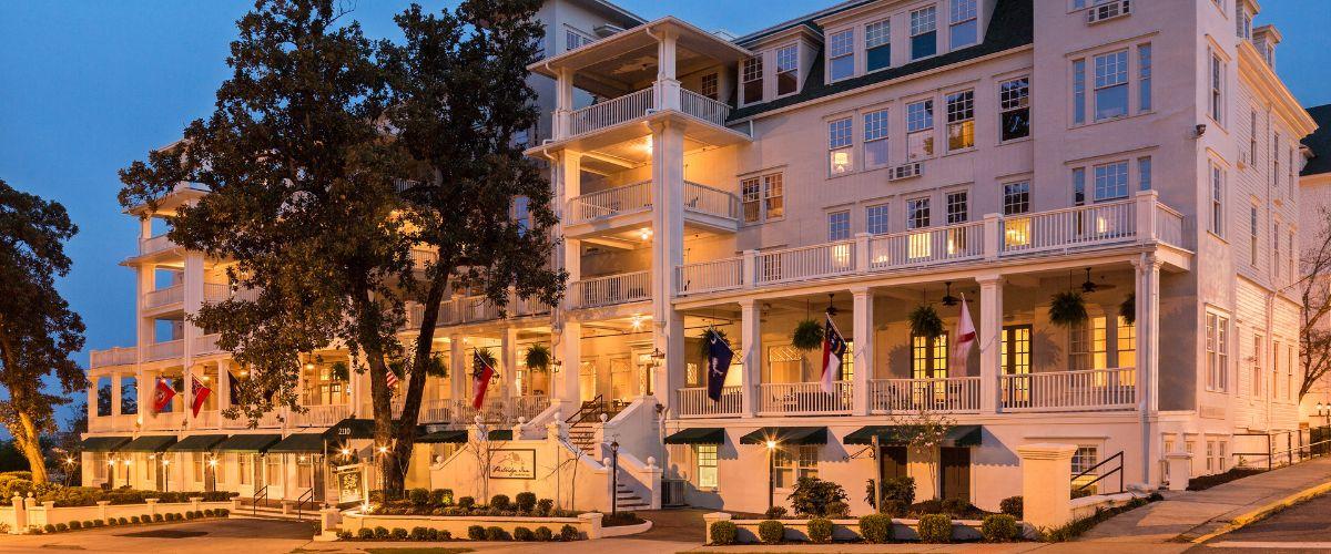 The Wedding Website of Aurora Vincent and Samuel Burkett