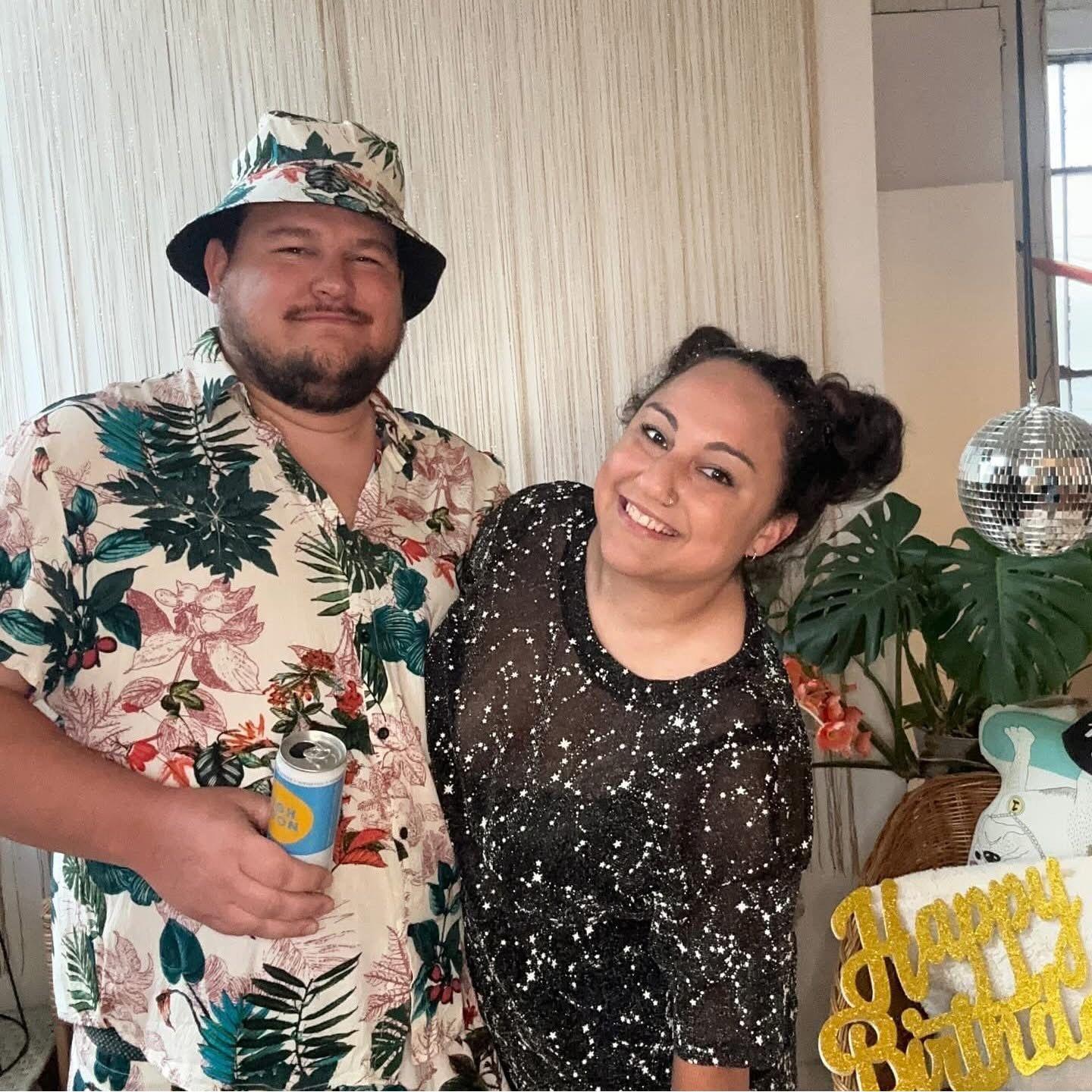 If there's one thing about Chris, he LOVES a good bucket hat with matching shirt and shorts.