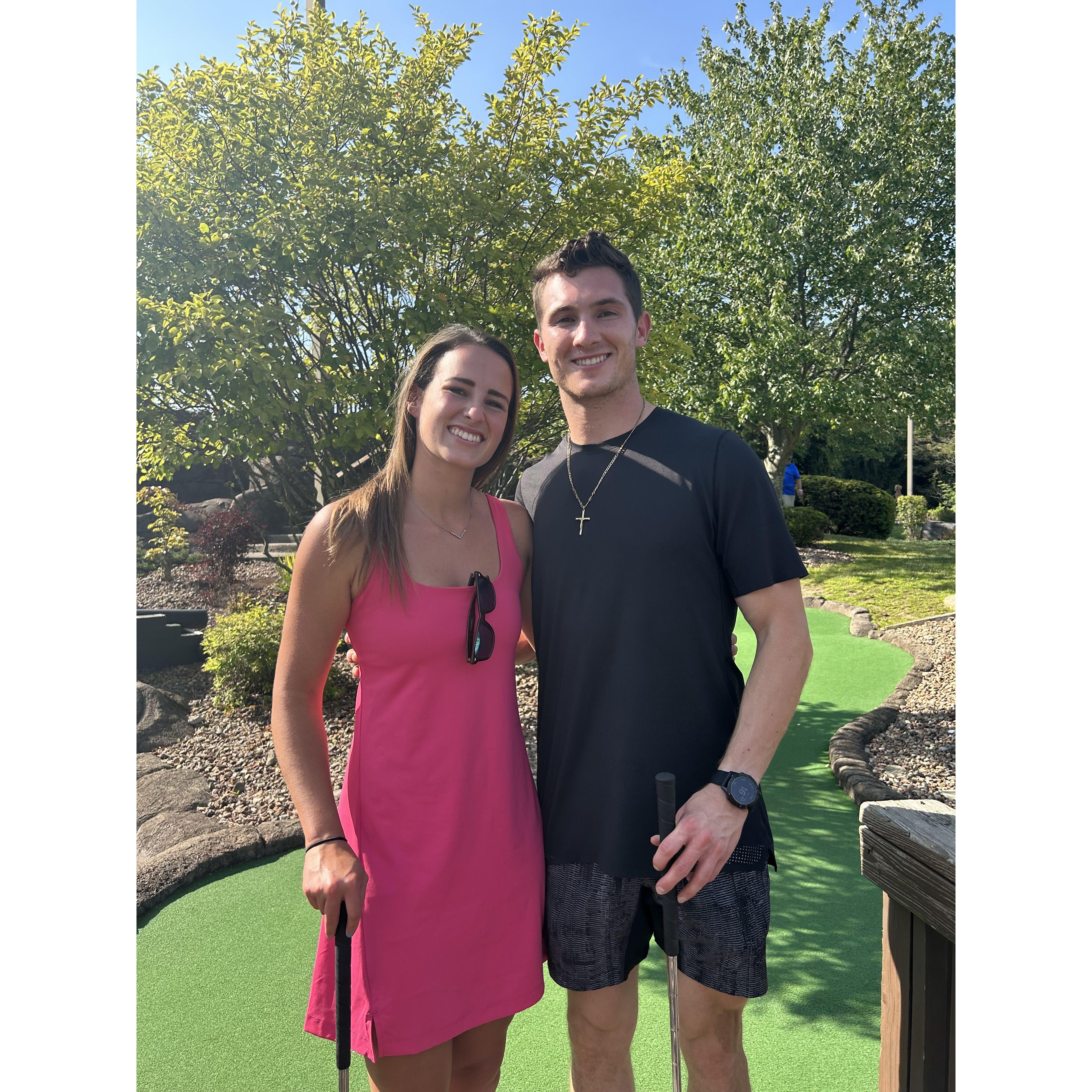 Lexi visiting Jack on his first Orthopedic Surgery rotation in Ohio