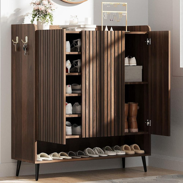 GarveeHome Shoe Cabinet，Large Shoe Cabinet with 3 Doors,Adjustable Shelves, Shoe Organizer with Doors for Hallway, Entryway, Living Room,Nut-Brown