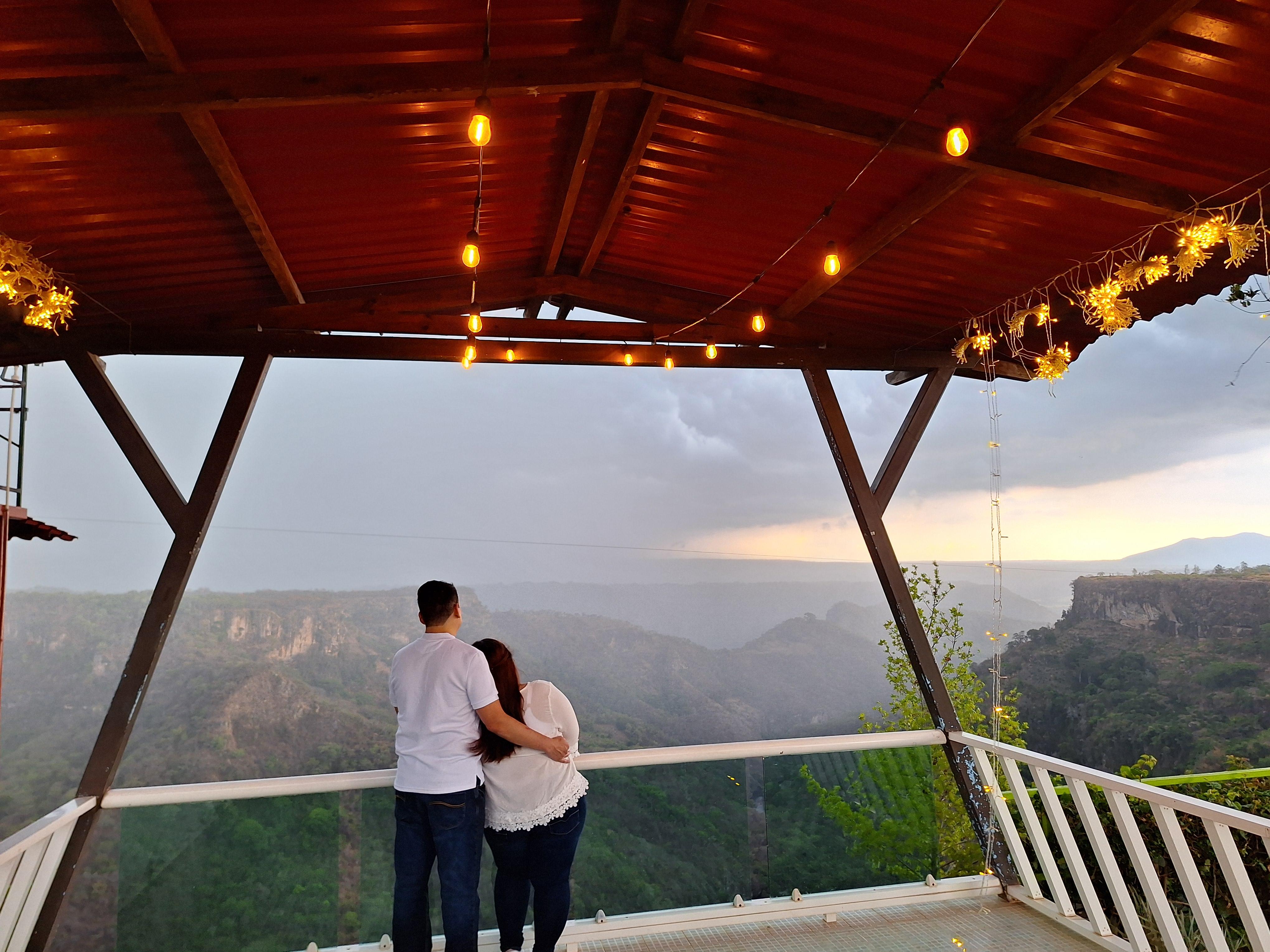 The Wedding Website of Carolina Barrientos and Eduardo Bustillo