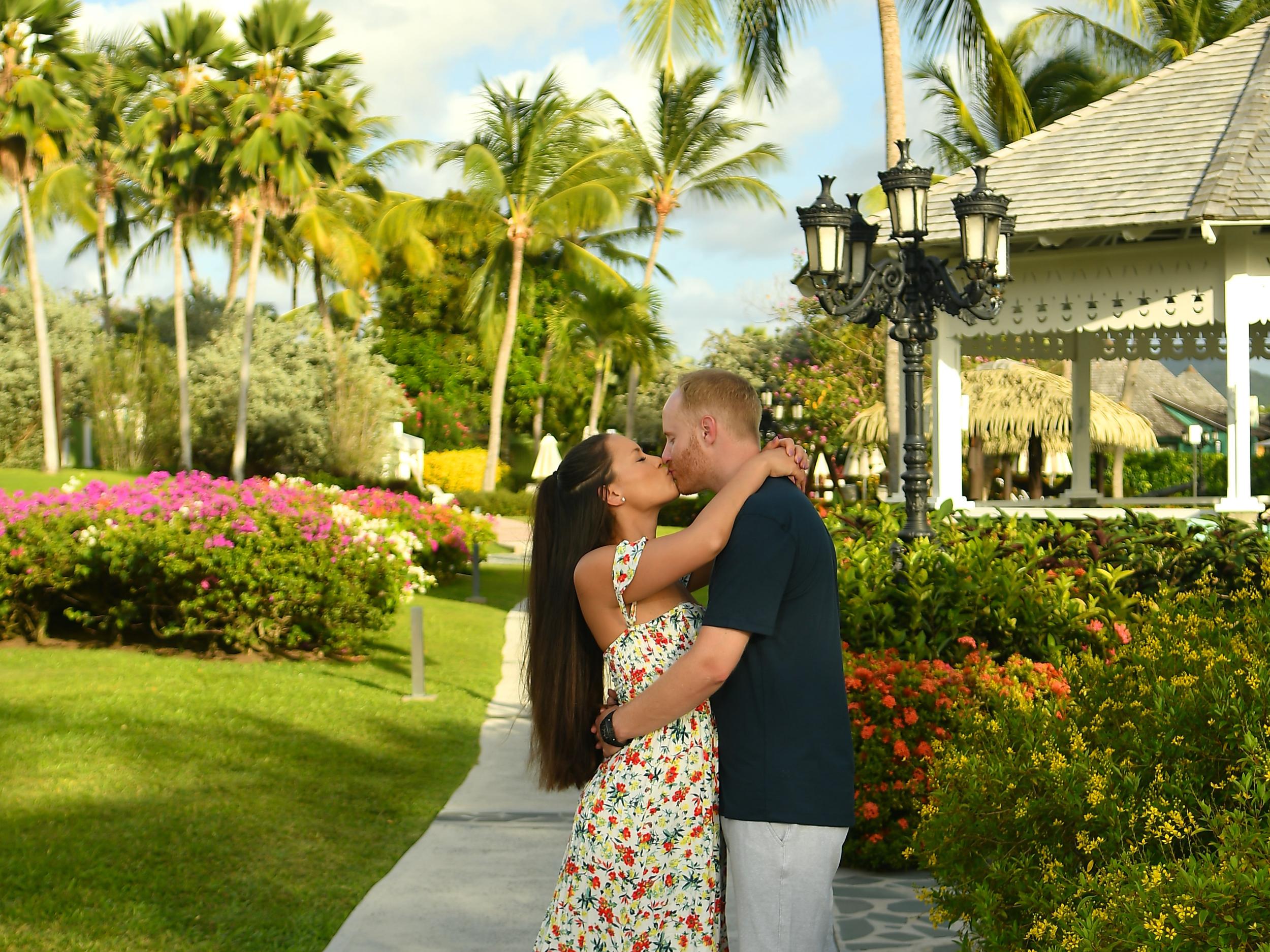 The Wedding Website of Ryan malone and Carina Garrett