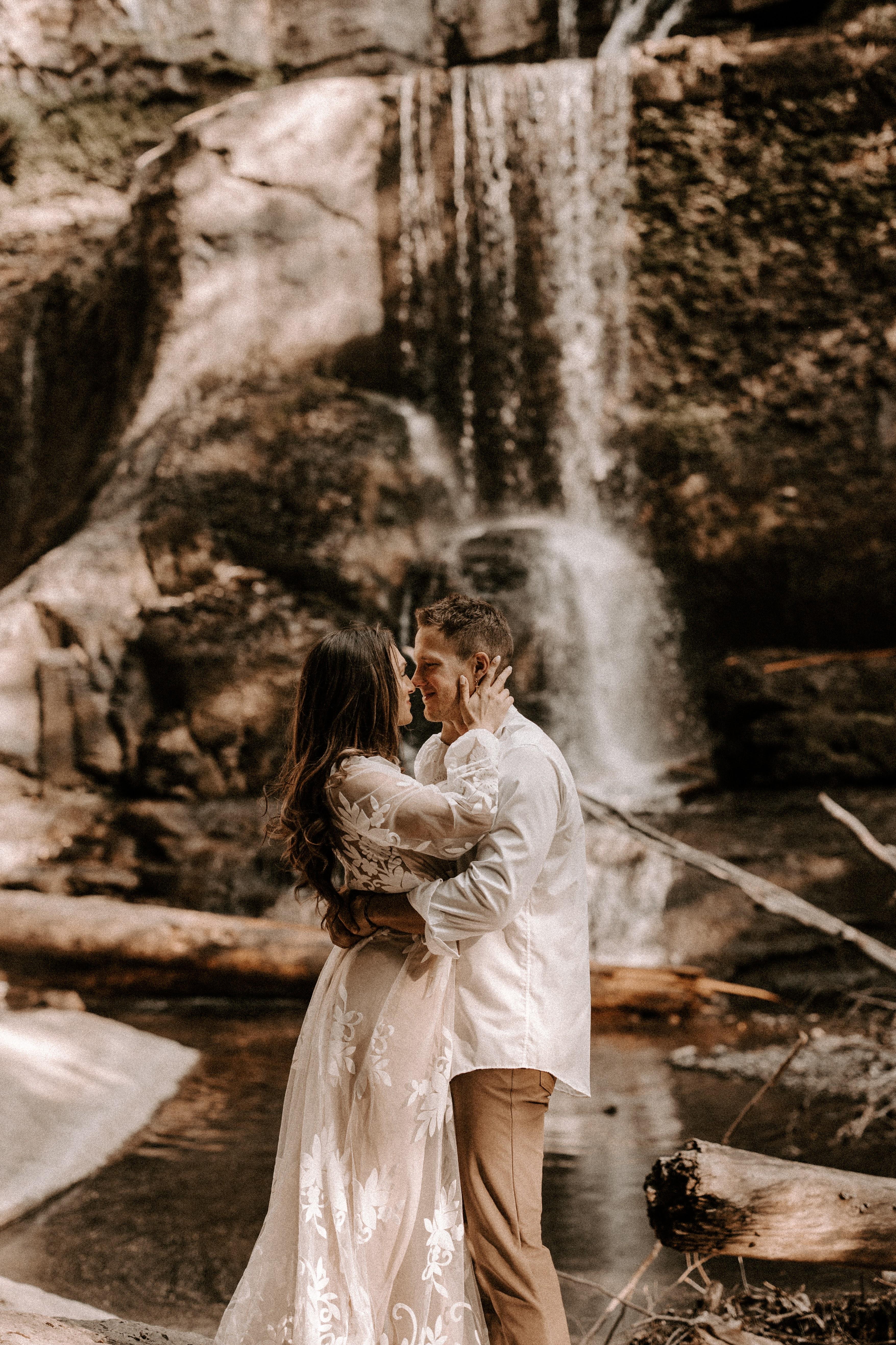 The Wedding Website of Taylor Turner and Jakob Woodhouse