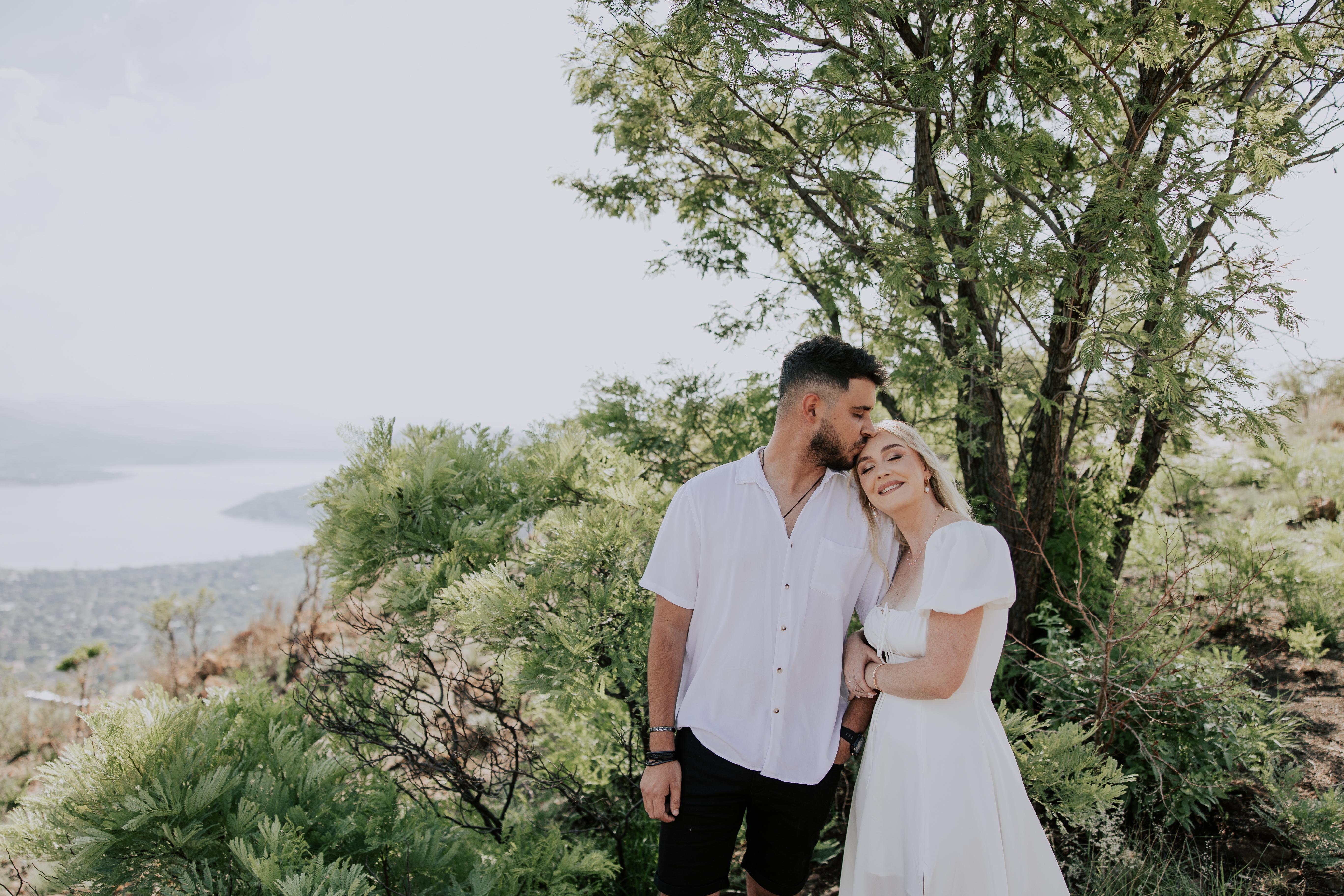 The Wedding Website of Ashleigh Dare and Seth Goncalves