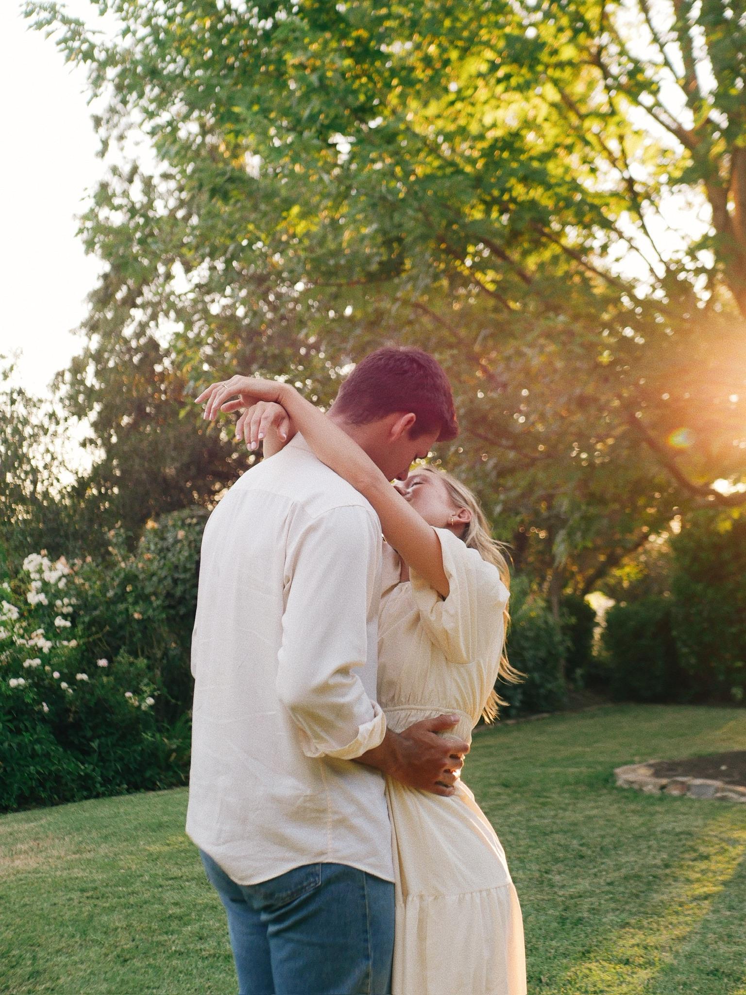 The Wedding Website of elsa sisson and jonah wagner