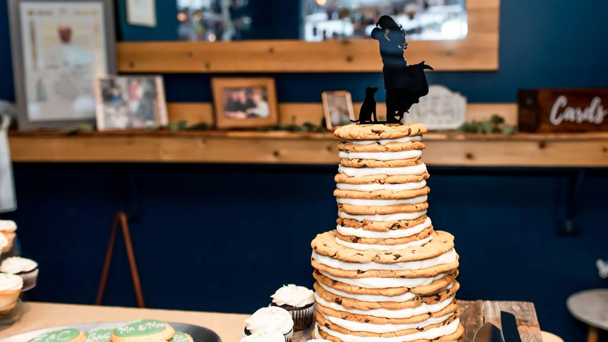 The Lemonade Bakery Wedding Cakes & Desserts Zola