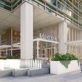 Get some drinks and bites @Moxies