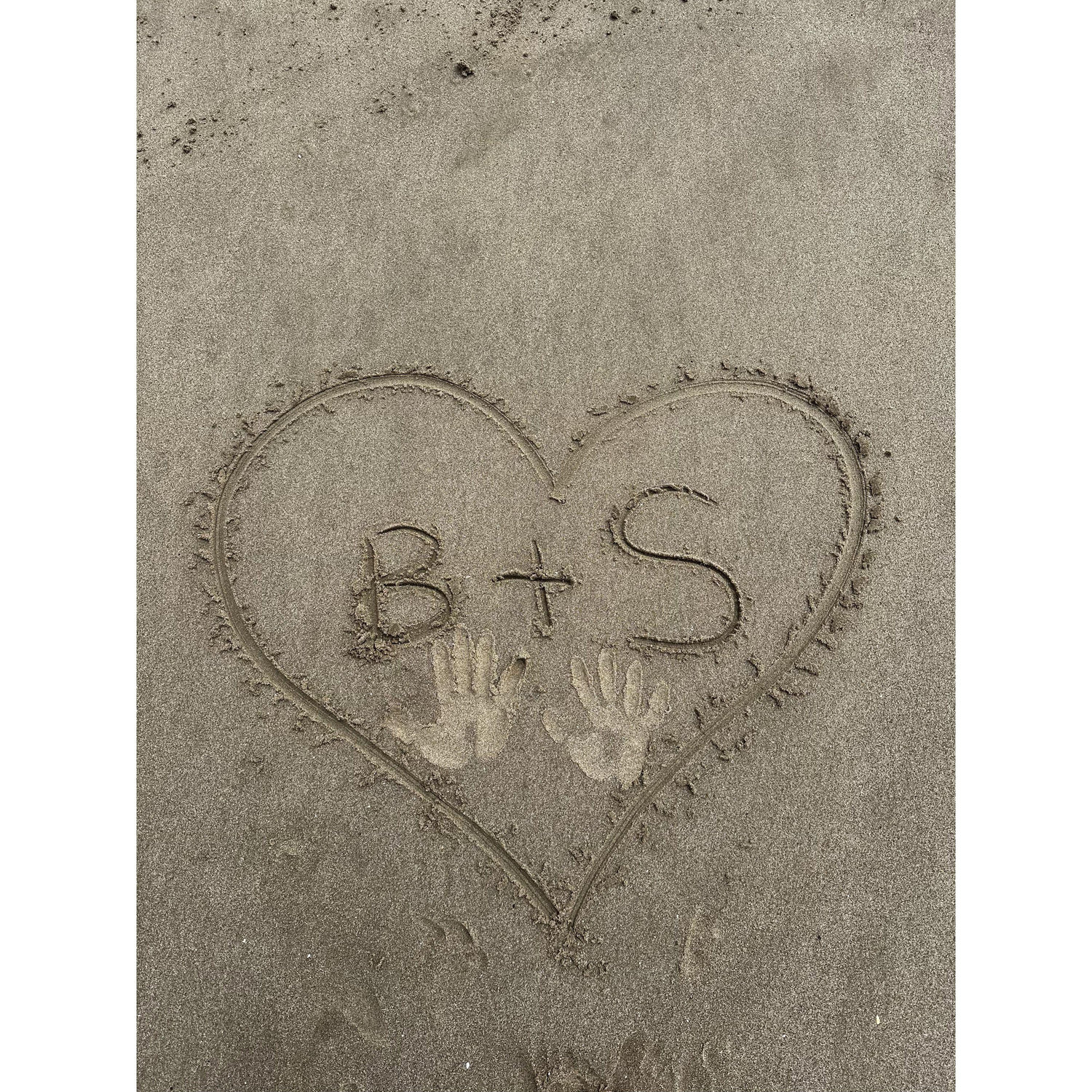 Writting in the sand in Cali