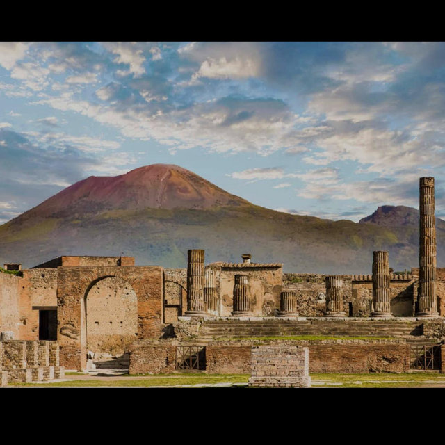 Pompeii Day Tour