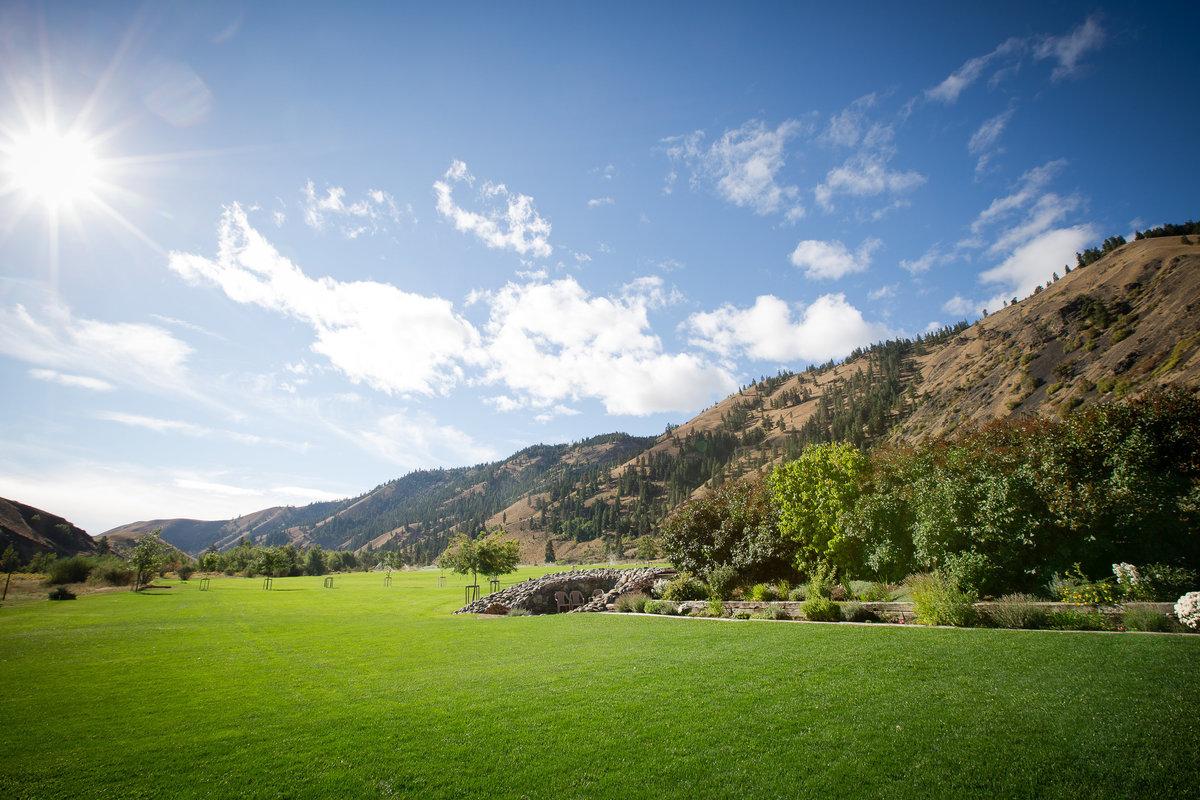 The Wedding Website of Austin Backes and Haley Groth