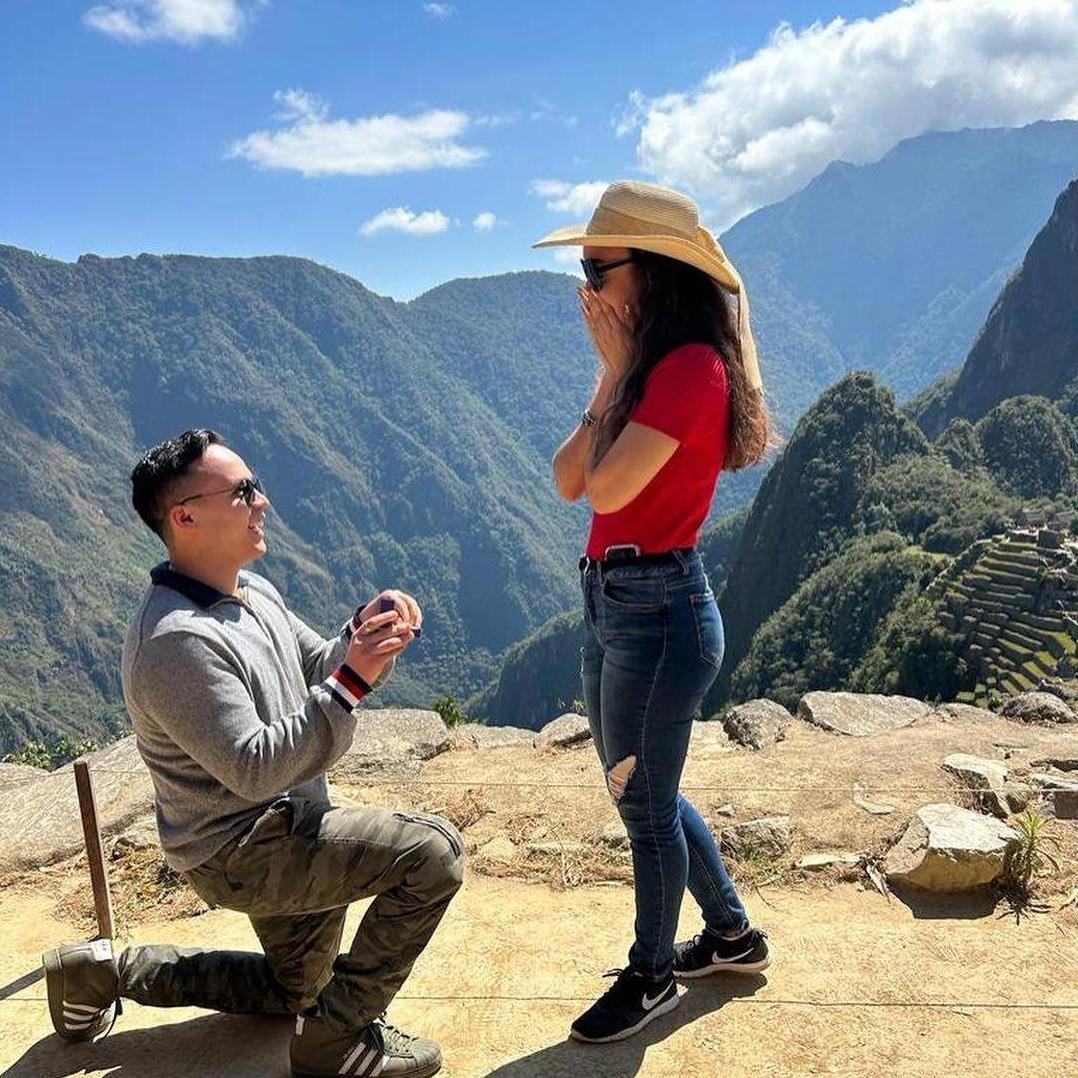 Momento exacto de la propuesta en Machu Picchu
