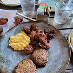 Bearcat Cafe
