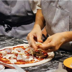 Hands-On Pizza Making Class in Italy