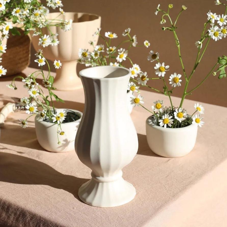 Grande Audrey Vase | Shell