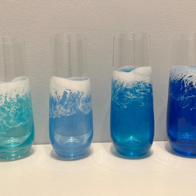 Set of 4- Gorgeous ocean champagne glasses- stemless champagne glass-barware-mimosas-wedding toast-resin art-wedding-party-cocktail-poolside