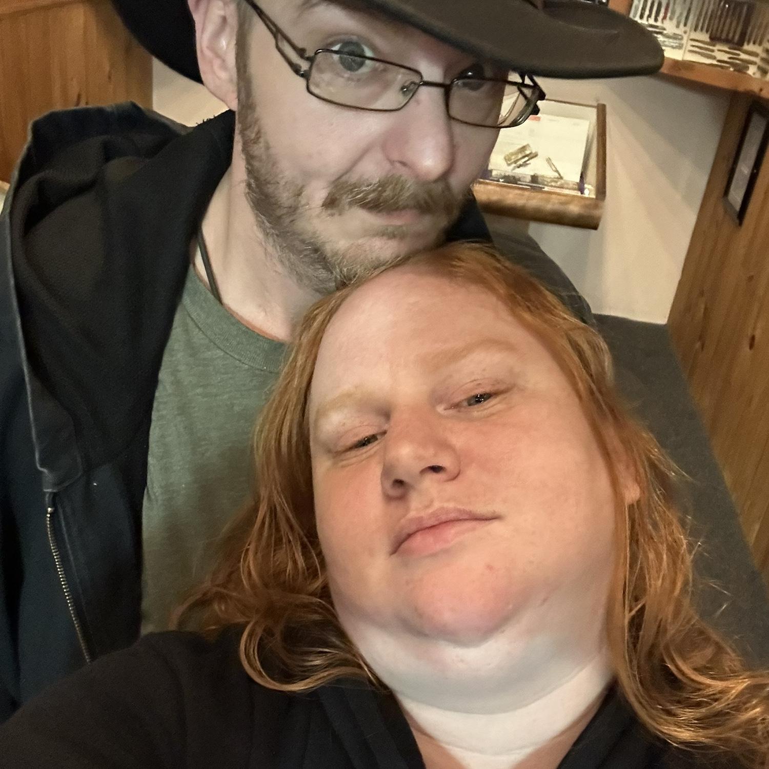 We visited smoky mountain knife works before having dinner with my sister! What a great day!!