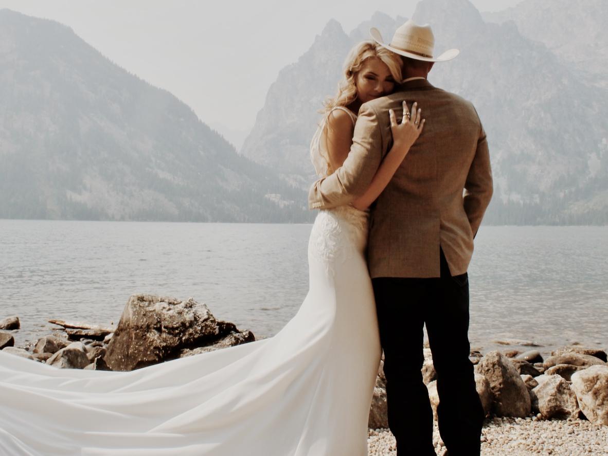 The Wedding Website of Kylie Sullins and Austin Sullins