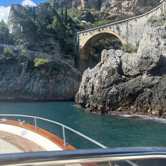 Amalfi Coast 8 Hr Boat Tour with Grottos
