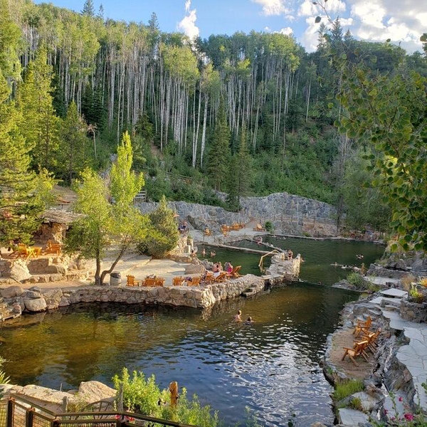 Mini Moon: Strawberry Park Hot Springs