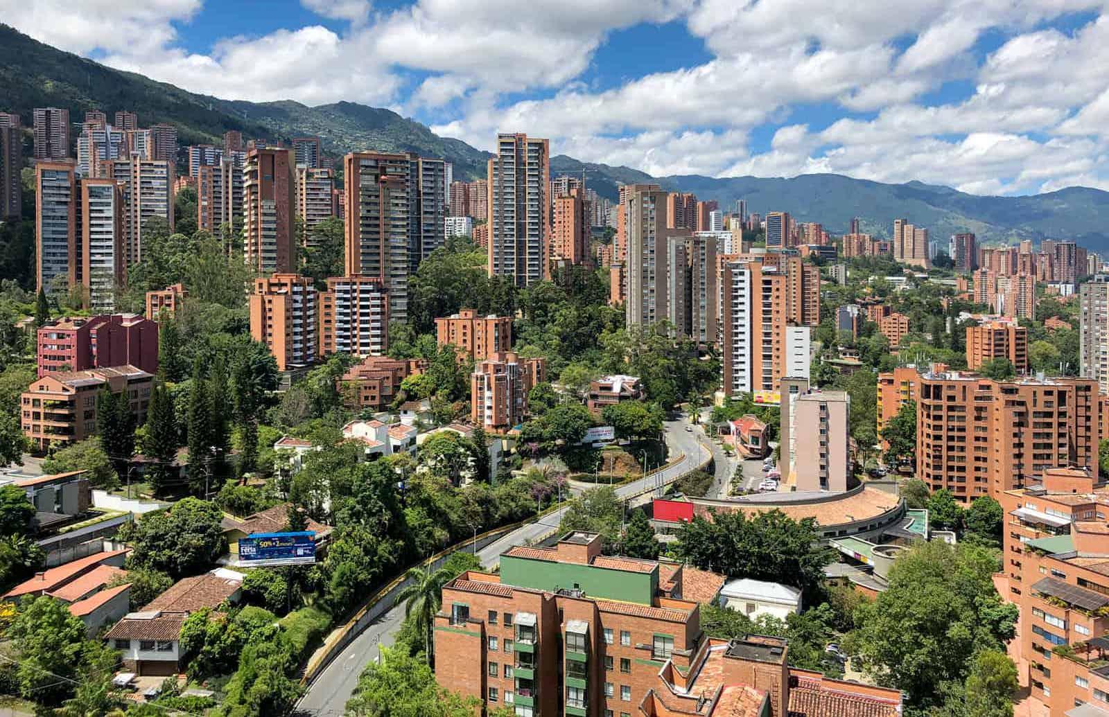 The Wedding Website of Lara Abdul Hadi Angelisanti and Gianfranco Carames Polito