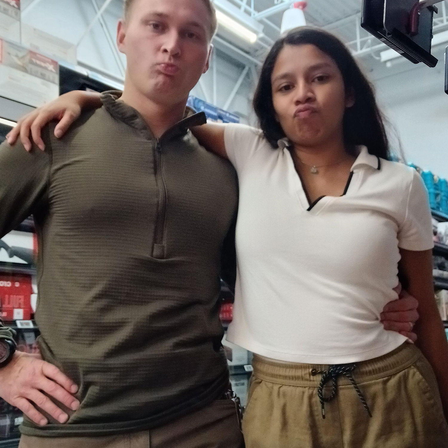 9 months and matching 💚
