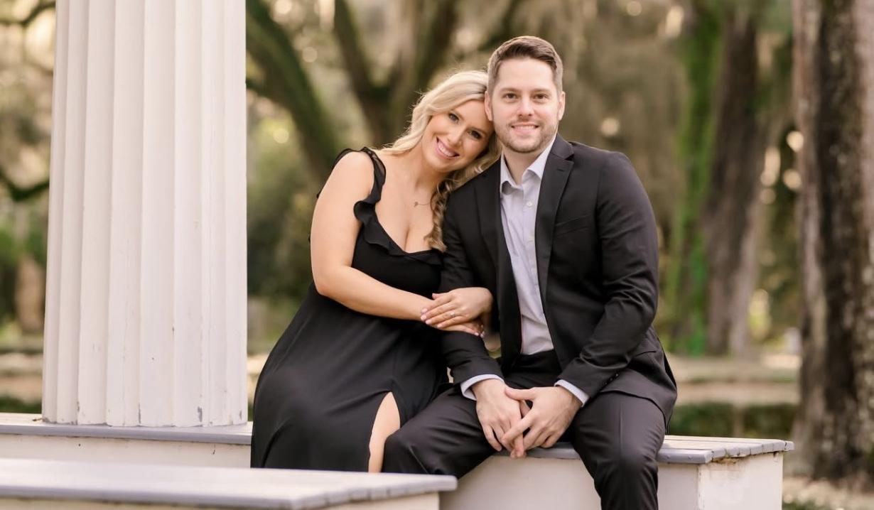 The Wedding Website of Jocelynn Duguid and Travis Bonham