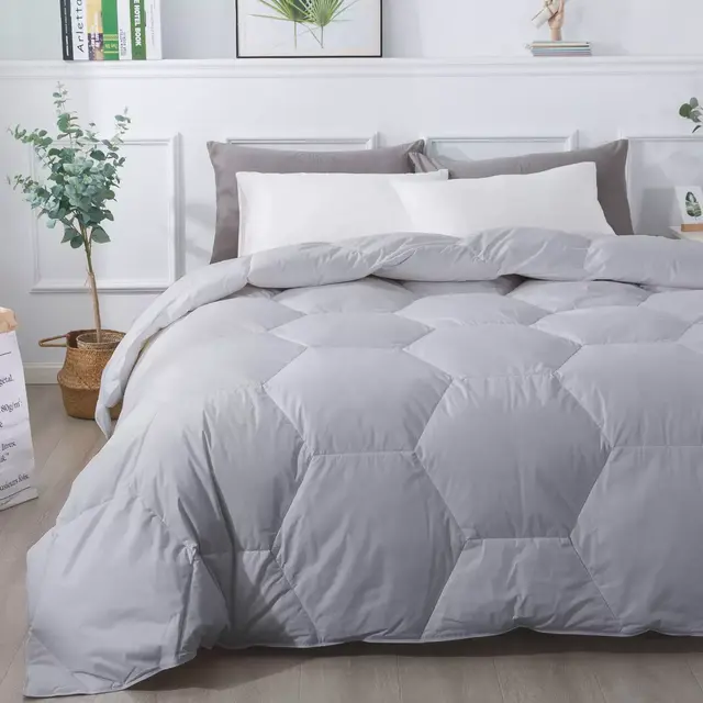 Feather and Loom Honeycomb Down Alternative King Comforter in Grey