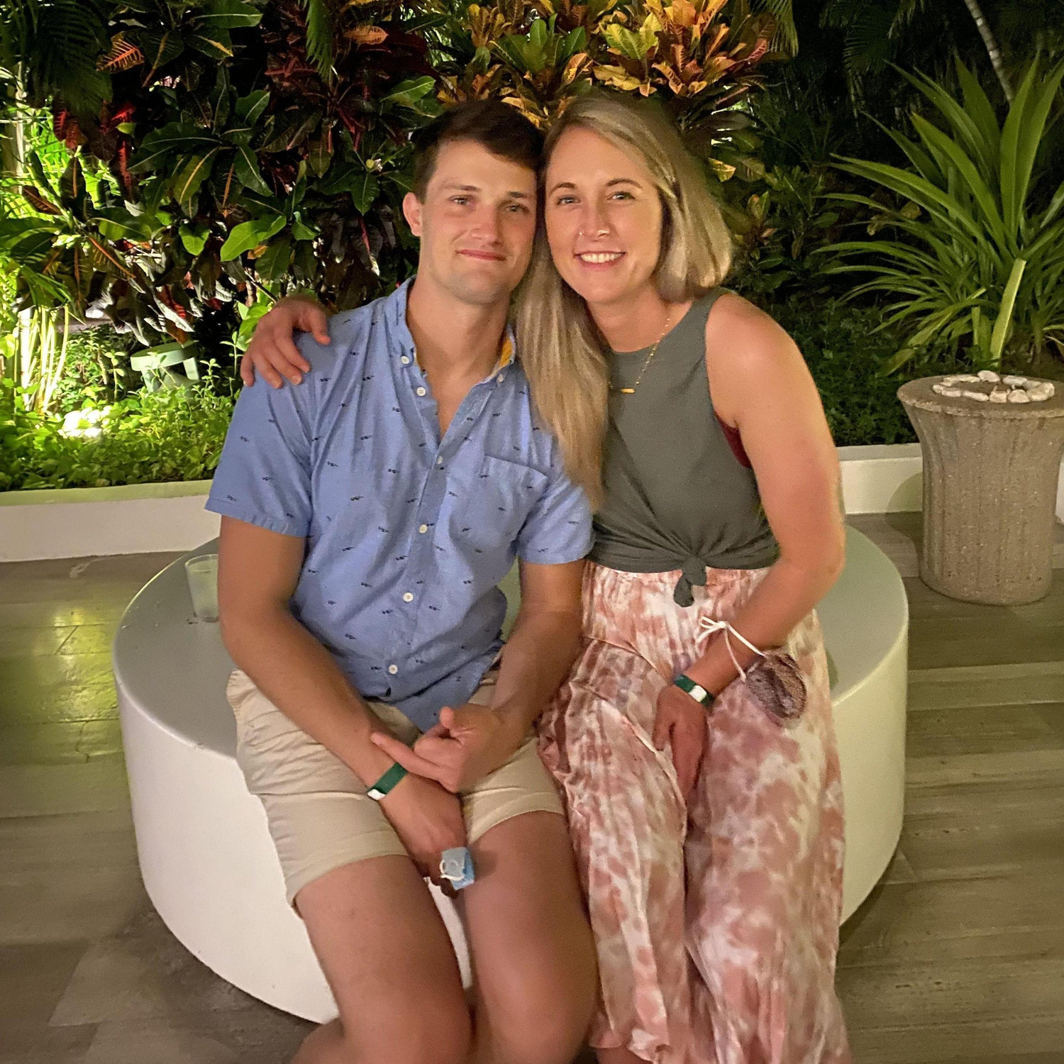 If there was an award for the most photogenic couple, we would lose.