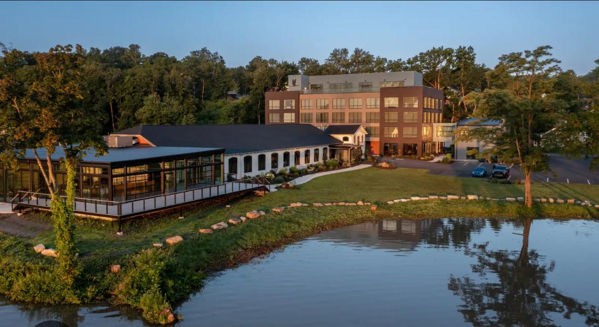 The Wedding Website of Marissa Elliott and Alec Balas