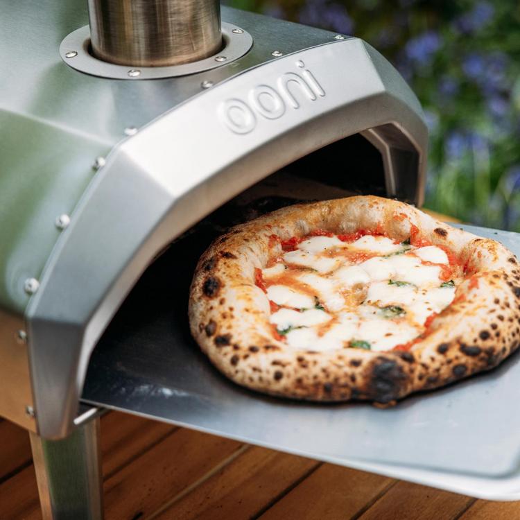 Ooni, Karu 12 Multi-Fuel Pizza Oven | Zola