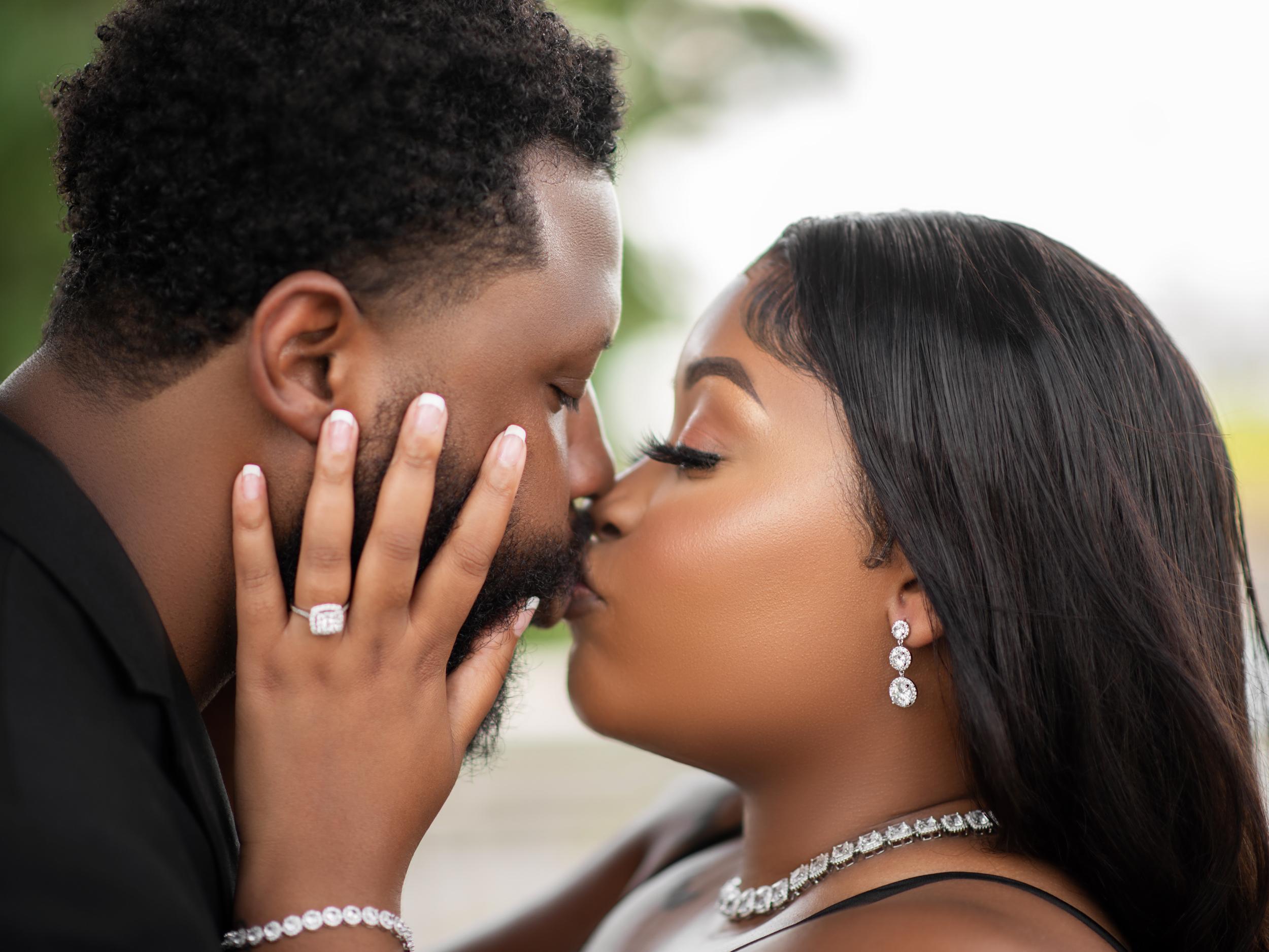 The Wedding Website of Marshaye Allen and Kalik May