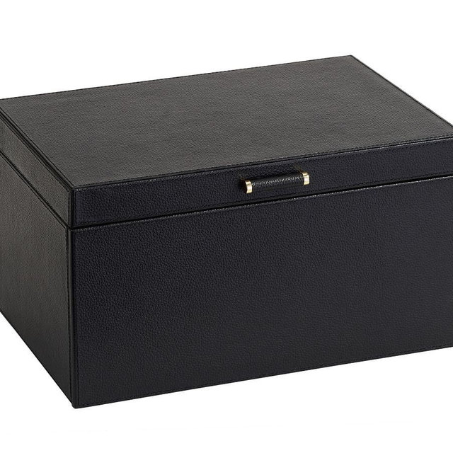 Quinn Jewelry Black Large Box (Foil)