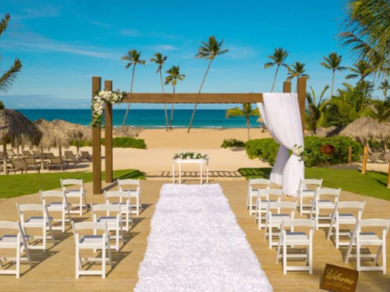 The Wedding Website of Tiffany Jones and Brian Beckley