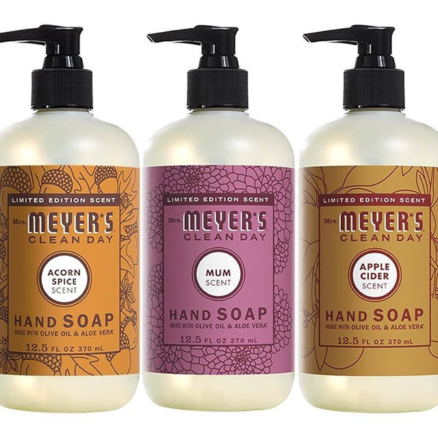 MRS. MEYER'S CLEAN DAY New Spring Scent Variety Pack (Apple Cider + Acorn Spice + Mum)