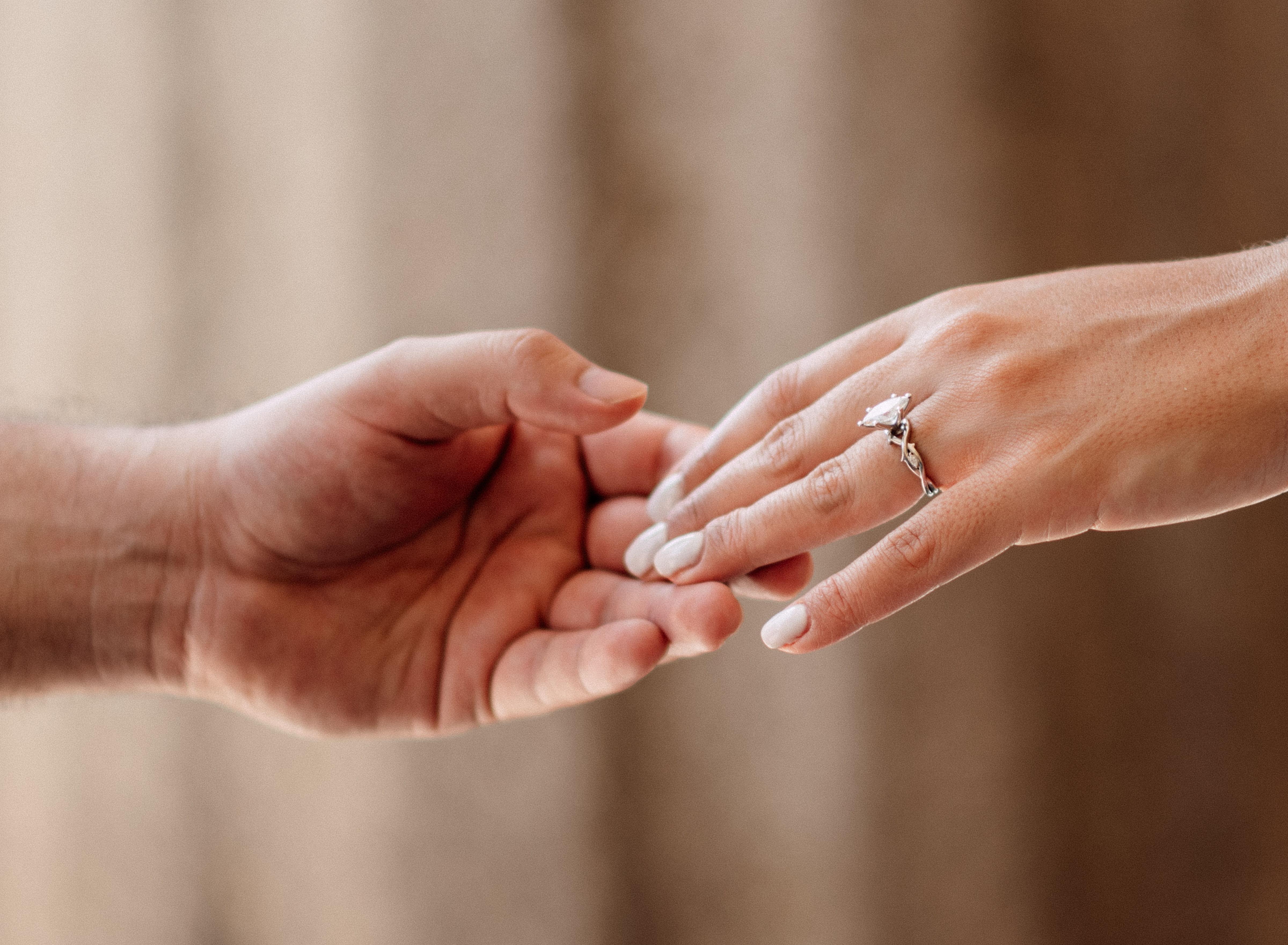The Wedding Website of Genesis Alvarado and Miguel Leche