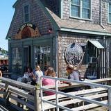 Lucky Finn Cafe