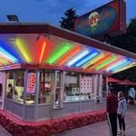 EAT: Roger's Burgers