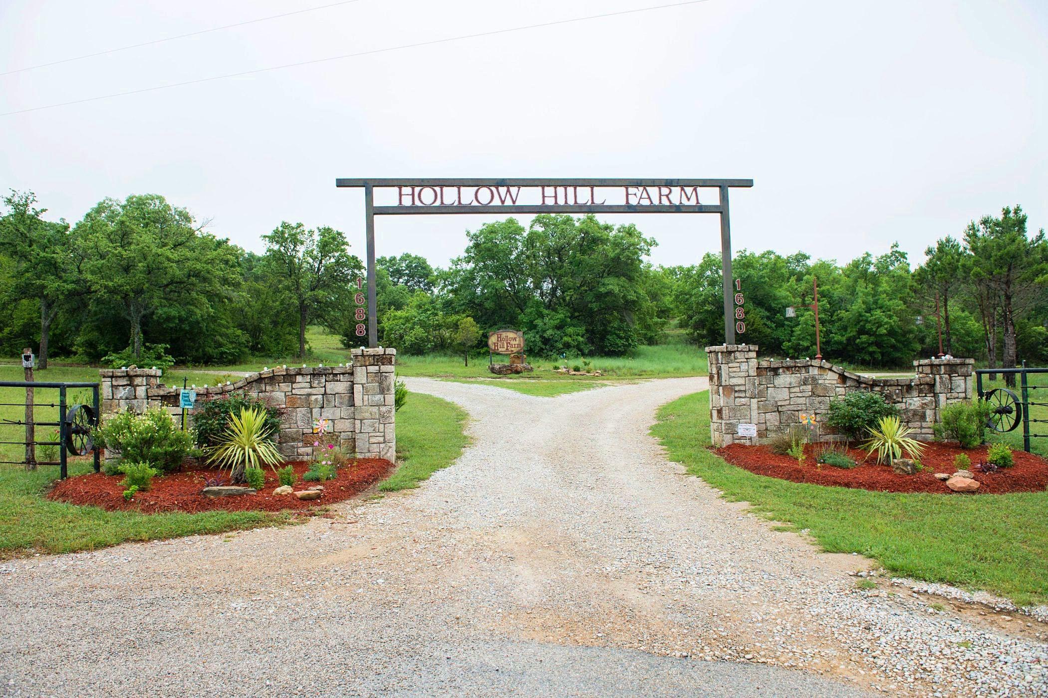 The Wedding Website of Kristonee Wade and Robert Kidd