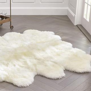 Ivory Sheepskin Throw/Rug