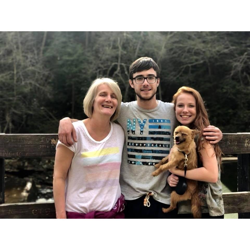 Steven with Momma Pam,Kenna and Jacks