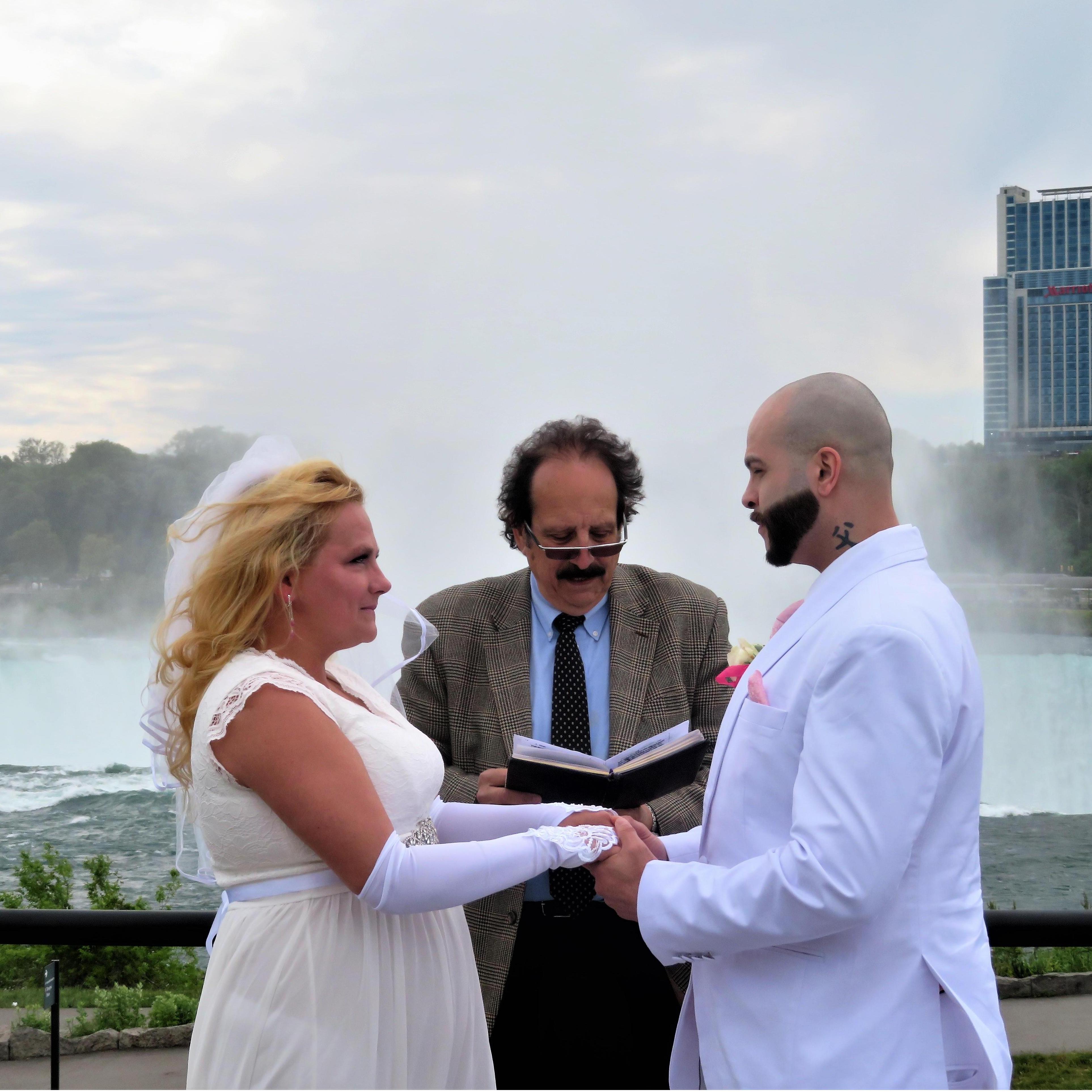 Our elopement in front of Niagara Falls